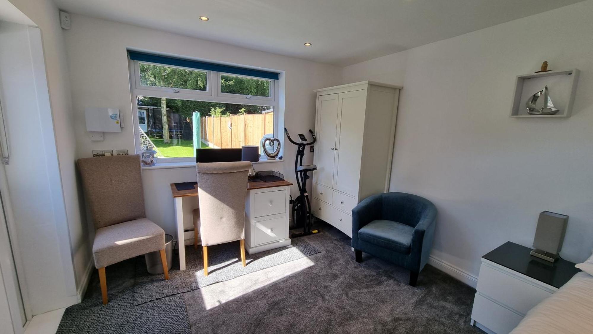 Self-Contained Annex, With Parking. Διαμέρισμα Sittingbourne Εξωτερικό φωτογραφία